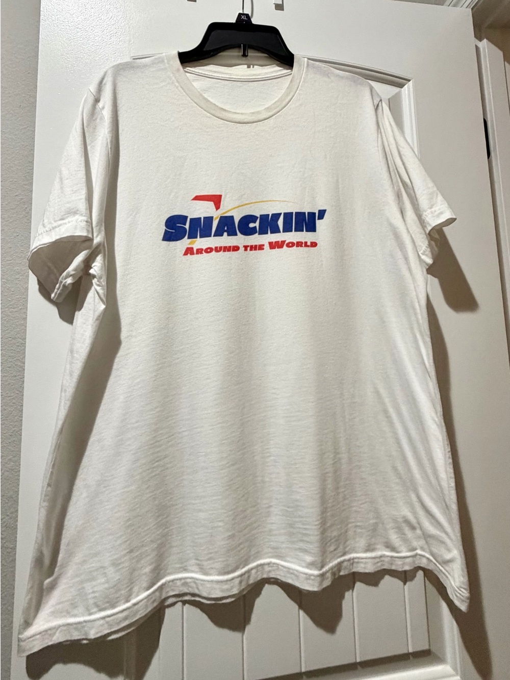 Disney Epcot Snackin Around the World White Graphic Tee - Soarin